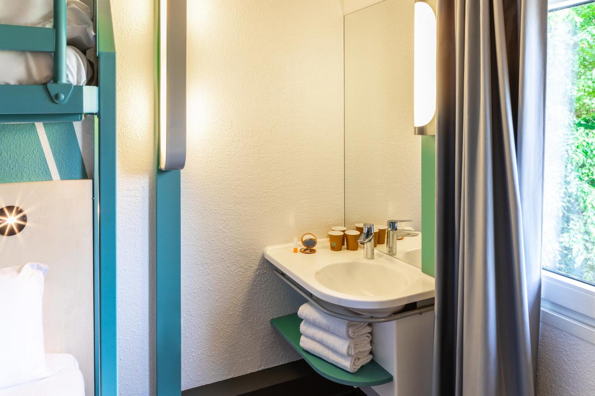 Ibis Budget Marne La Vallee Chelles Buitenkant foto