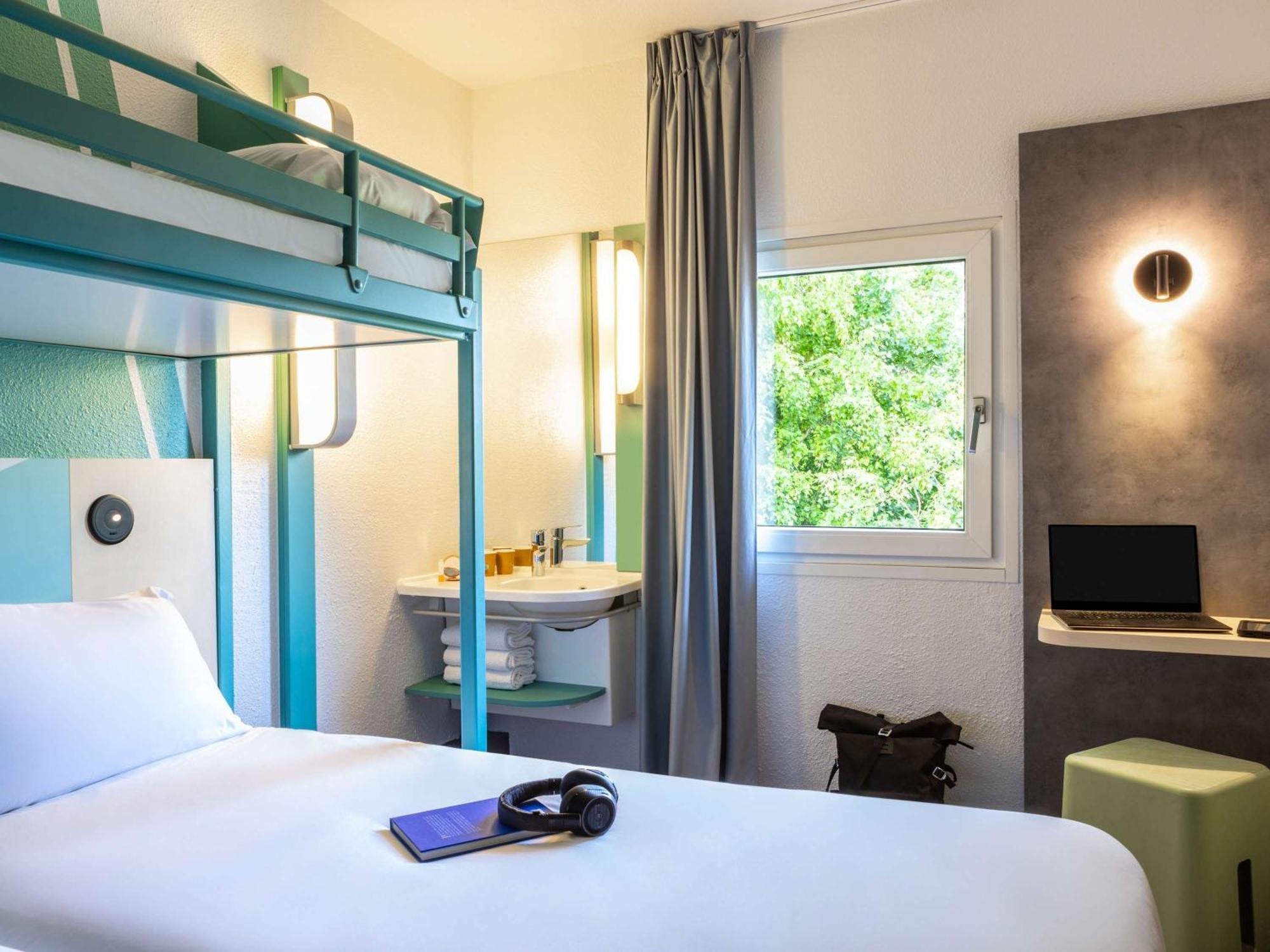 Ibis Budget Marne La Vallee Chelles Buitenkant foto
